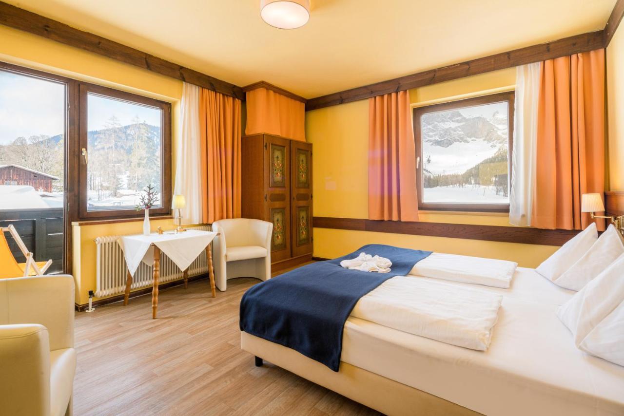 Ferienhotel Knollhof 람자우 암 다흐스타인 외부 사진