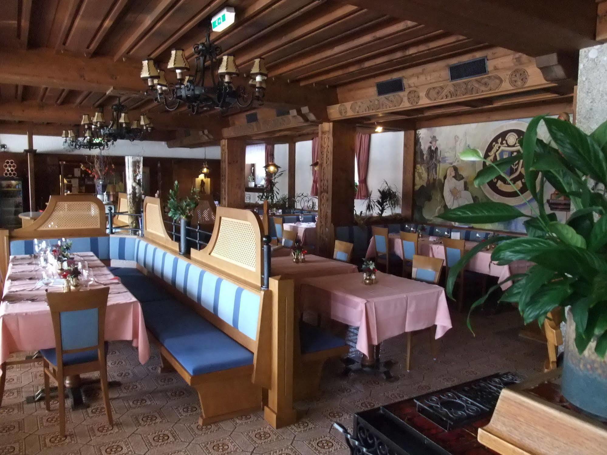 Ferienhotel Knollhof 람자우 암 다흐스타인 외부 사진